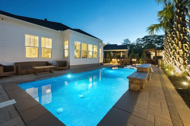 6436 Berg St., Murrells Inlet, SC 29576