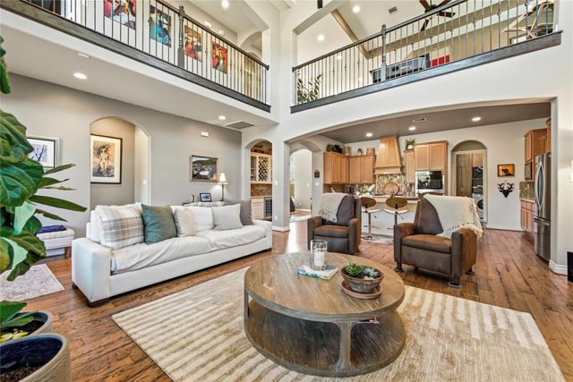 183 Wade Pointe Drive, Montgomery, TX 77316