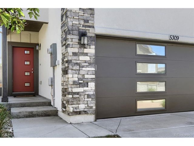 5309 Sky Top Ln, Colorado Springs, CO 80918