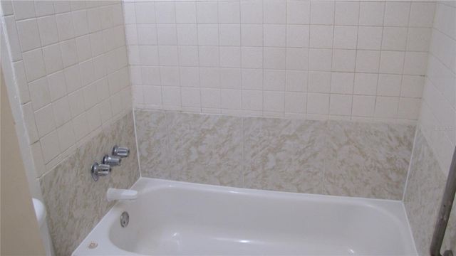 7506 NEEDLE LEAF PLACE 56, Tampa, FL 33617