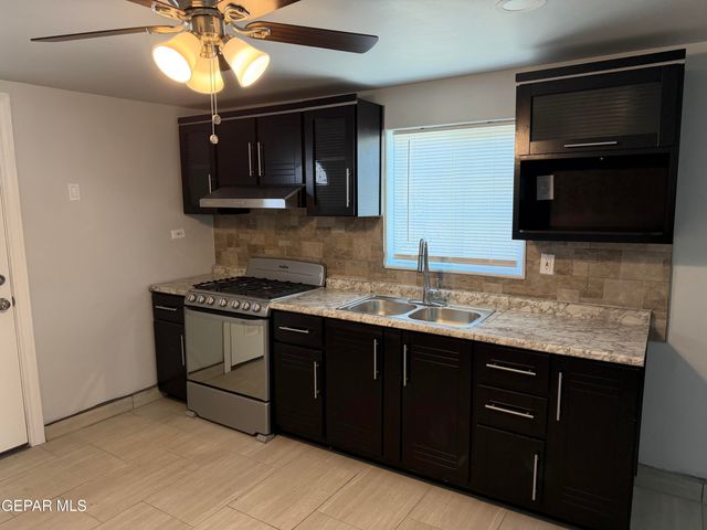 1267 Aspen, Fabens, TX 79838