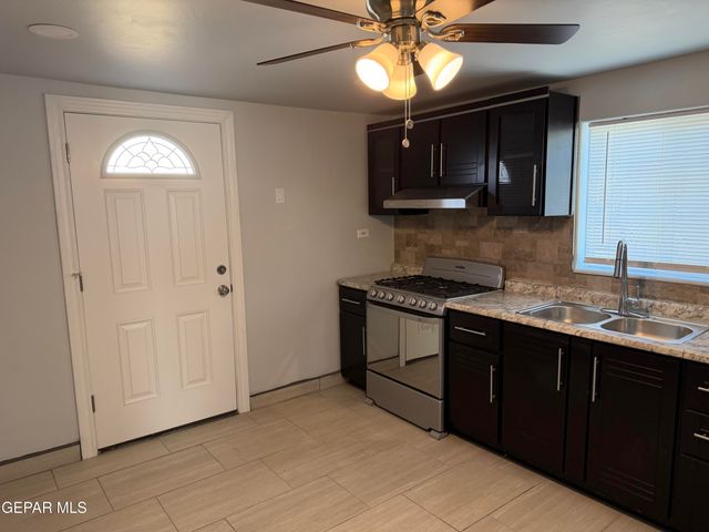 1267 Aspen, Fabens, TX 79838