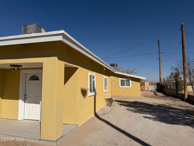 1267 Aspen, Fabens, TX 79838