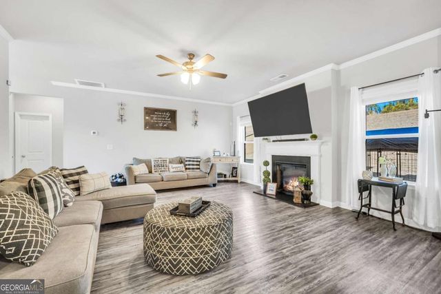 109 Expedition Drive, Ellenwood, GA 30294