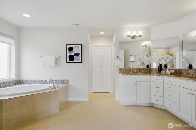 14024 163rd Place SE, Renton, WA 98059