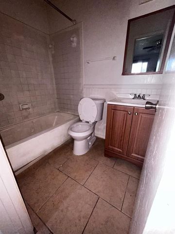 12615 Brookglade Circle 407, Houston, TX 77099