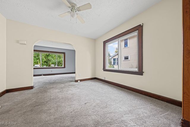 2209 25th Street SW, Akron, OH 44314