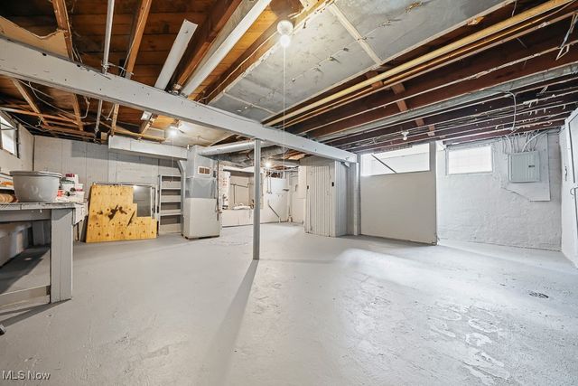 2209 25th Street SW, Akron, OH 44314