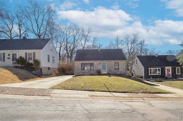 410 Robert Avenue, Ferguson, MO 63135