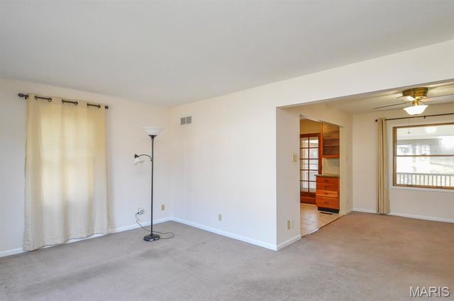 410 Robert Avenue, Ferguson, MO 63135