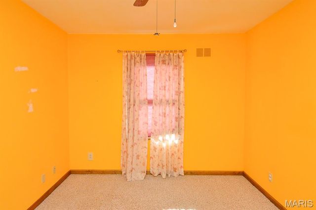 410 Robert Avenue, Ferguson, MO 63135