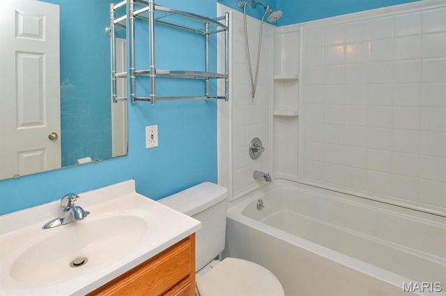 410 Robert Avenue, Ferguson, MO 63135