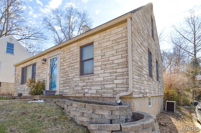 410 Robert Avenue, Ferguson, MO 63135