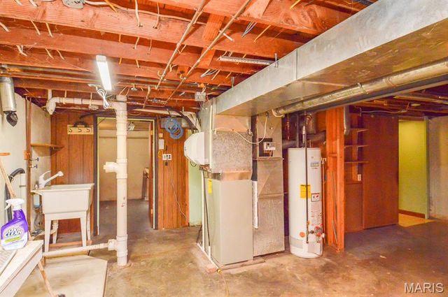 410 Robert Avenue, Ferguson, MO 63135