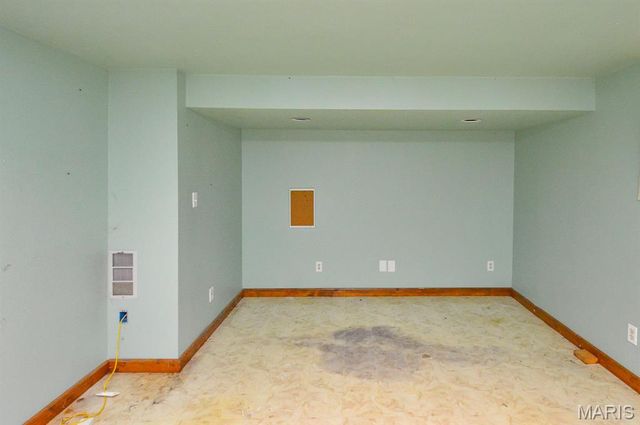 410 Robert Avenue, Ferguson, MO 63135