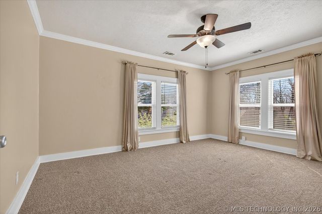 1502 S Johnstone Avenue, Bartlesville, OK 74003