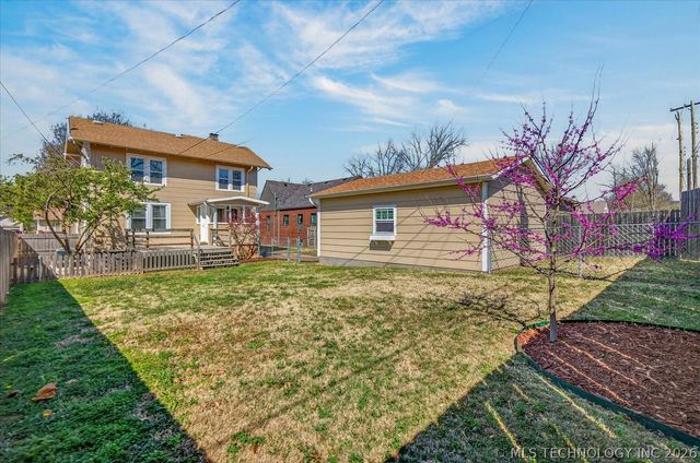 1502 S Johnstone Avenue, Bartlesville, OK 74003