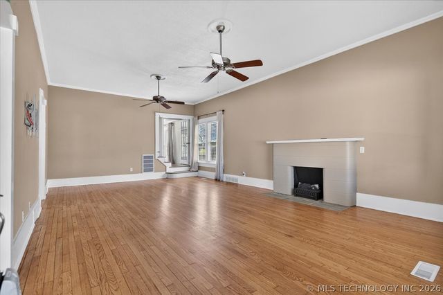 1502 S Johnstone Avenue, Bartlesville, OK 74003