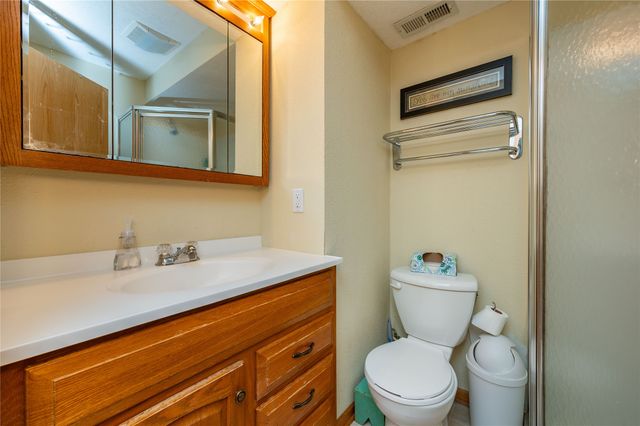 15416 Aurora Avenue, Urbandale, IA 50323