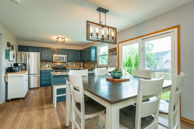 15416 Aurora Avenue, Urbandale, IA 50323