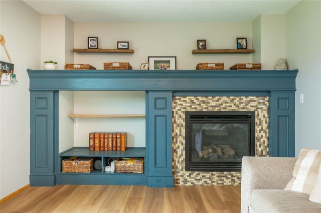 15416 Aurora Avenue, Urbandale, IA 50323