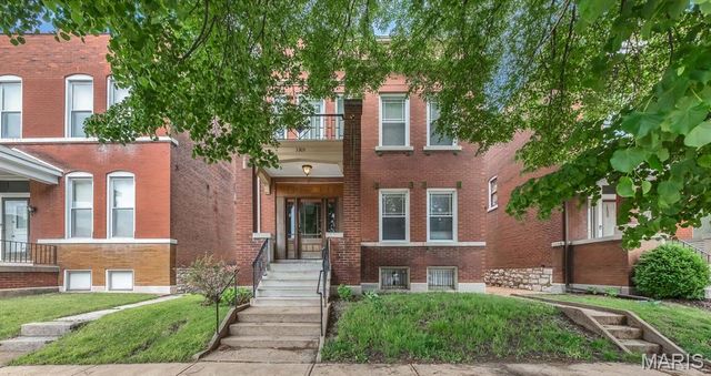 3305 Pestalozzi Street, St Louis, MO 63118