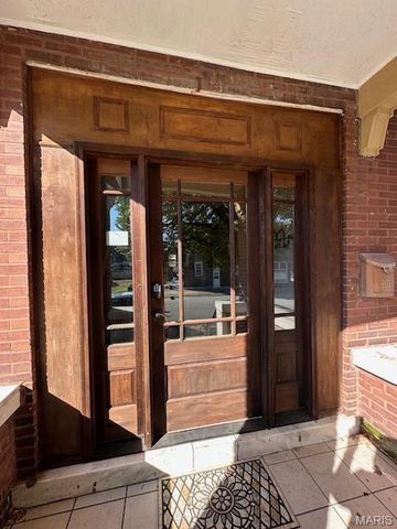 3305 Pestalozzi Street, St Louis, MO 63118