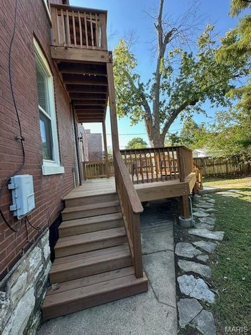 3305 Pestalozzi Street, St Louis, MO 63118