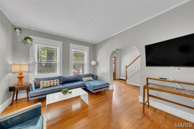 3305 Pestalozzi Street, St Louis, MO 63118