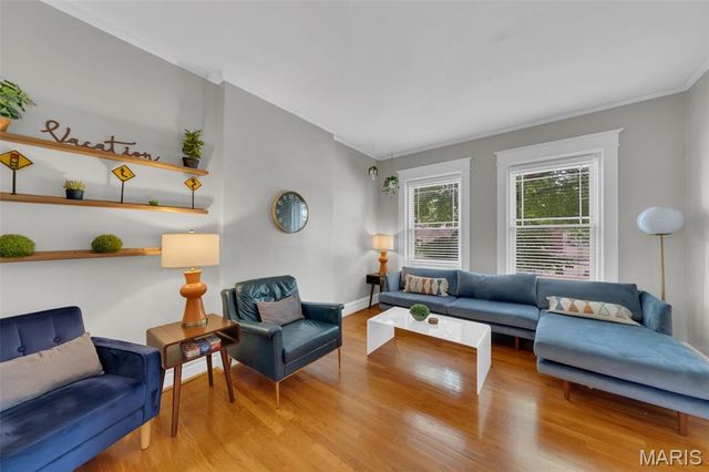 3305 Pestalozzi Street, St Louis, MO 63118