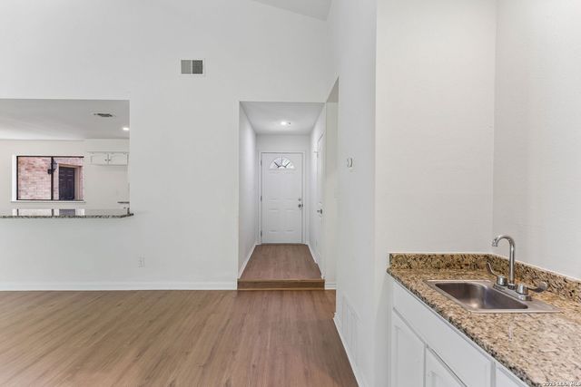 12410 AUTUMN VISTA ST, San Antonio, TX 78249