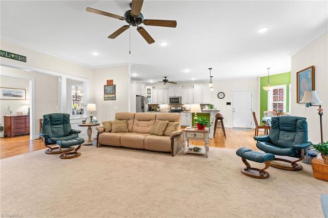 704 Terrace Drive, Lexington, NC 27295