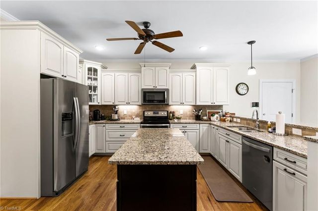 704 Terrace Drive, Lexington, NC 27295