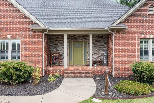 704 Terrace Drive, Lexington, NC 27295