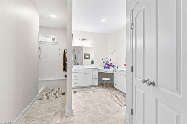 704 Terrace Drive, Lexington, NC 27295