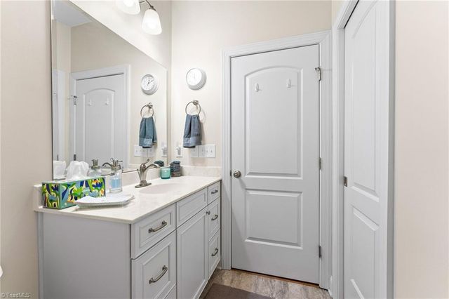 704 Terrace Drive, Lexington, NC 27295