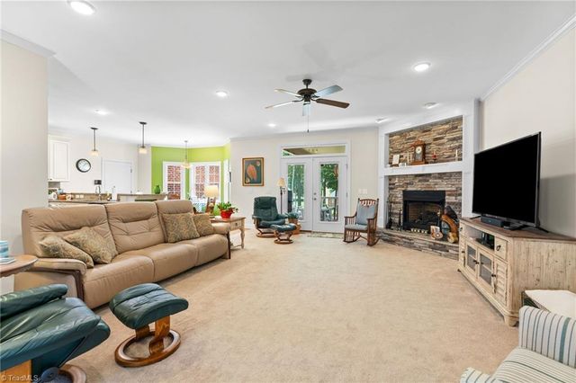704 Terrace Drive, Lexington, NC 27295