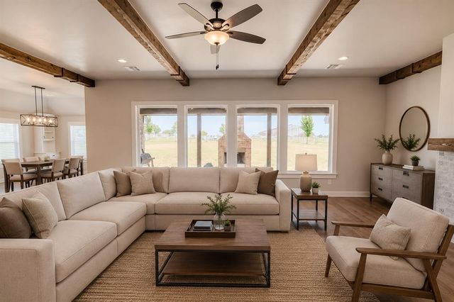 14542 Fox Lair Lane, Edmond, OK 73025
