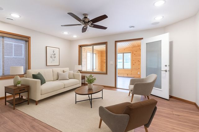 932 Oak Pond Court, Sartell, MN 56377