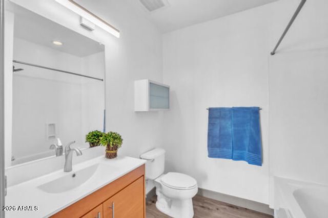 1 E LEXINGTON Avenue 809, Phoenix, AZ 85012