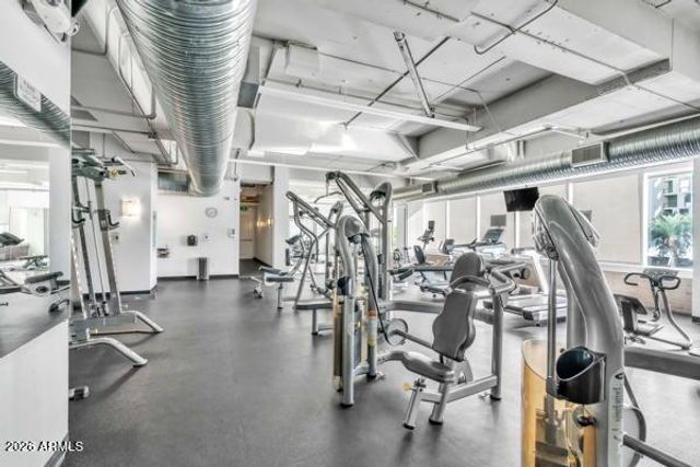 1 E LEXINGTON Avenue 809, Phoenix, AZ 85012