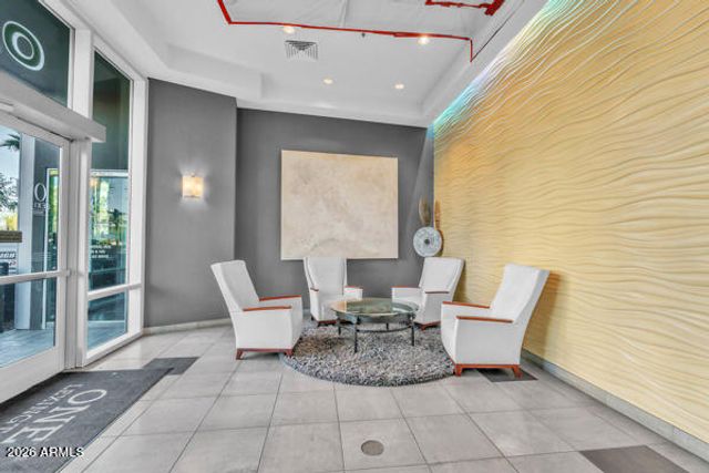 1 E LEXINGTON Avenue 809, Phoenix, AZ 85012