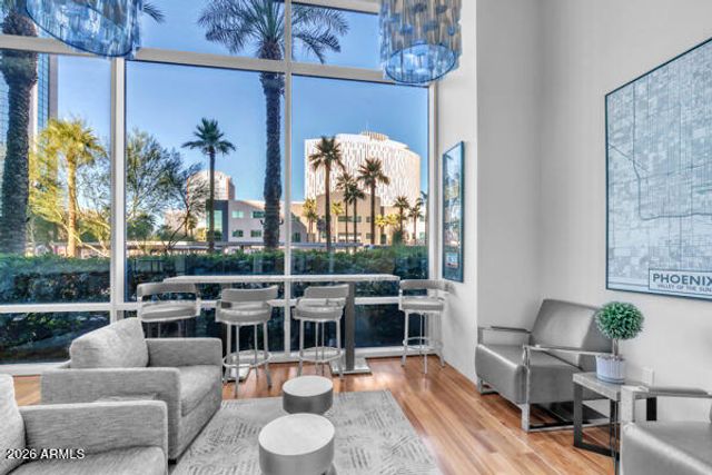 1 E LEXINGTON Avenue 809, Phoenix, AZ 85012