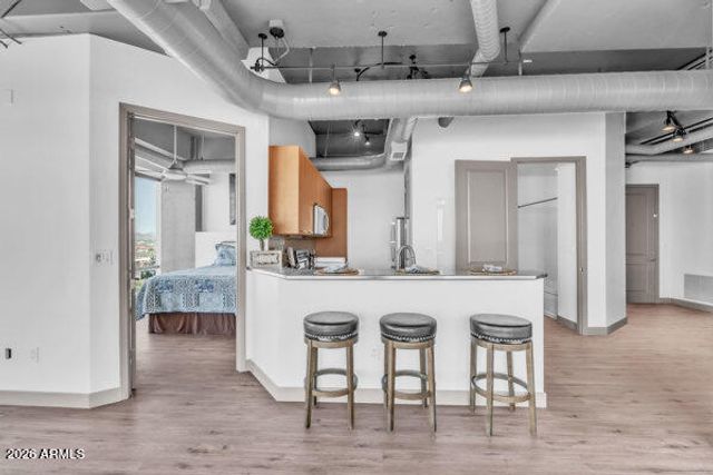 1 E LEXINGTON Avenue 809, Phoenix, AZ 85012