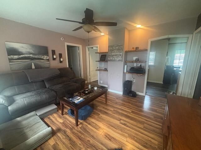 1040 Campbell Avenue, Columbus, OH 43223