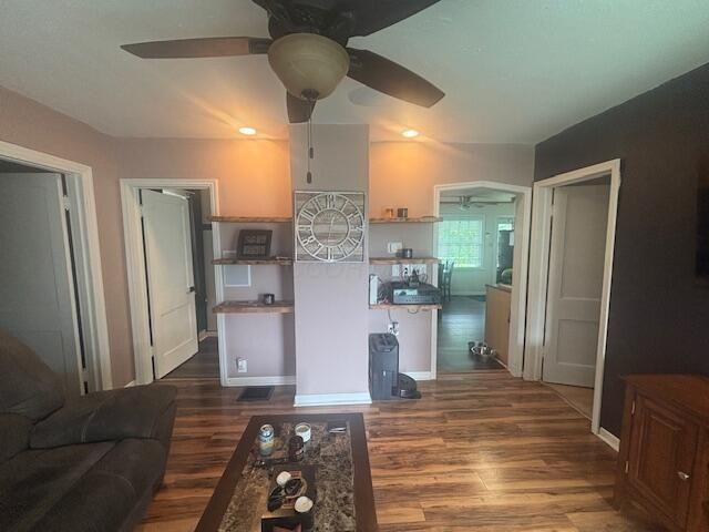 1040 Campbell Avenue, Columbus, OH 43223