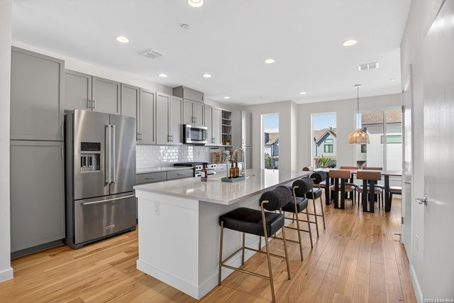 102 Tendick Unit 603, San Antonio, TX 78209