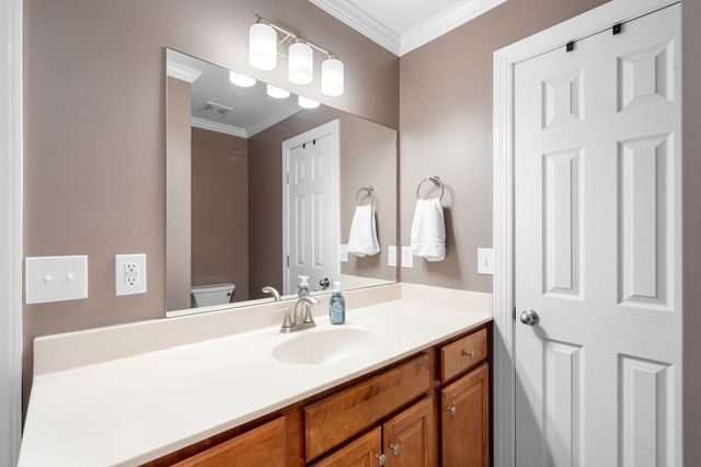 2006 Birch Ln, Spring Hill, TN 37174