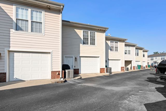 2006 Birch Ln, Spring Hill, TN 37174