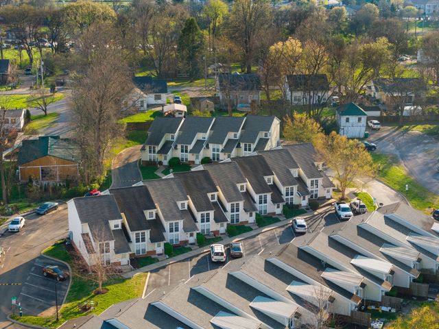 2006 Birch Ln, Spring Hill, TN 37174